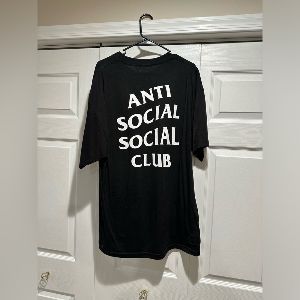 Men’s Anti social social club tee